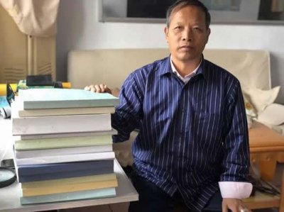 ​李建敏和他的“外星老师” 称马路上看见“外星人”孩子