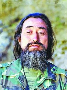 ​中国民间野人探索第一人 张金星栖身神农架22年寻找野人
