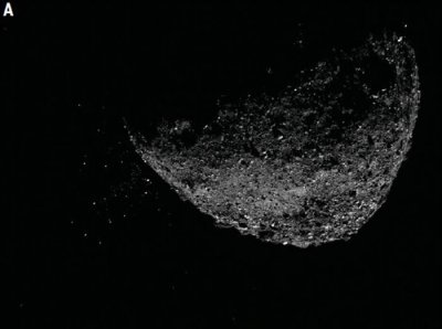 ​NASA OSIRIS-REx航天器摄像机捕获从近地小行星Bennu表面喷射出物质的近摄照