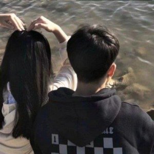 ​一个字的情侣网名大全