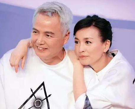 她曾是最美“琼女郎”，当红时嫁人婚姻却遭张庭破坏，今人生赢家