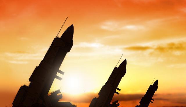 我国拥有多少核武器？实际数量令国人振奋！
