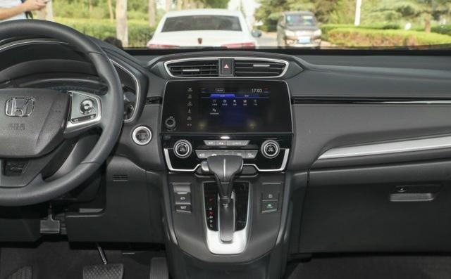 预算18万，CRV和RAV4究竟该怎么选？对比后才知道差距-