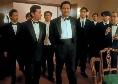 ​1993年，江西赌王在公海豪赌时，出千被马仔出卖，被对手砍断手脚