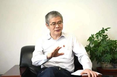 ​“中国龙芯之父”获北京科技最高奖，被质疑造假的他终于扬眉吐气