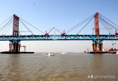 ​沪通铁路跨江大桥，你究竟叫什么名字？