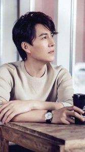 ​壁纸锁屏：15张靳东手机壁纸，帅出新高度啊
