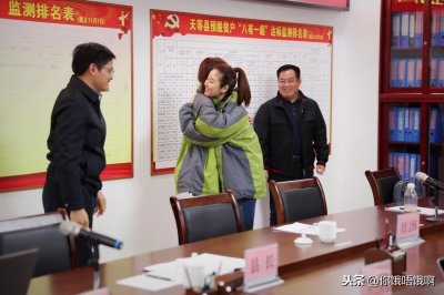 ​42岁的赵薇林心如再次同框 原来赵薇的眼睛比林心如的还要大