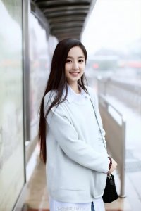 ​许晓诺：美声唱法的女演员