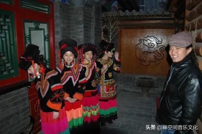 ​白银时代的彝族音乐骑士――奥杰阿格