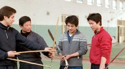 ​李连杰和甄子丹，同门师兄弟之间，＂曾有12针之仇＂