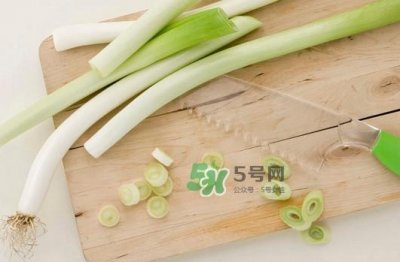 ​大葱是葱黄吗？大葱和葱黄的区别