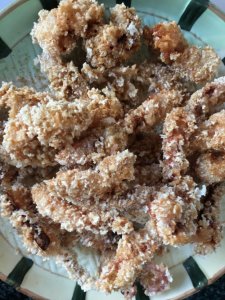 ​想吃炸鱿鱼须，告诉你简单的方法，在家就能炸出酥香可口的美味