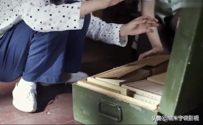 ​父母爱情：被《红楼梦》改变命运的江亚宁，为何能事业爱情上开挂
