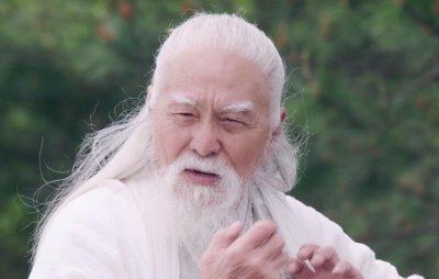 ​张三丰除了觉远之外，还有2个师父，其中1个武功天下第一