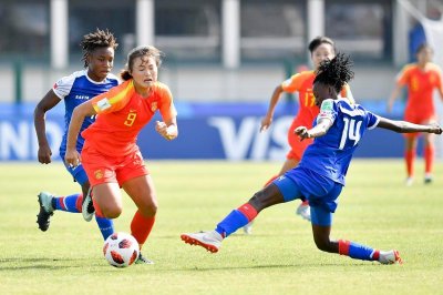 ​恭喜！中国女足1-0击败海地获首胜，张琳艳造点，王霜一蹴而就