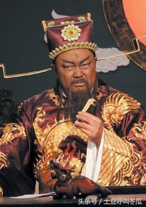 九个版本包青天，谁才是铁面无私的“黑炭头”？