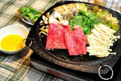 ​寿喜锅的鸡蛋要打散吗 它和火锅的区别你们知道多少