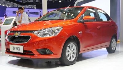 ​这都什么年代了！还能看到4英寸屏幕？赛欧3你在搞笑吗？