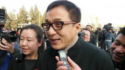 ​权志龙节目中黑成龙，嘴里一套背后一套,难怪王思聪要放狗骂人