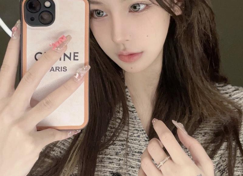 如何逗女朋友开心 逗女友开心的方法有哪些