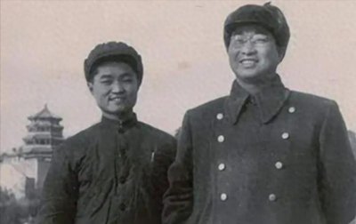 ​开国元帅问陈赓儿子：你爸是什么将？陈知非答道：他就是个芝麻酱