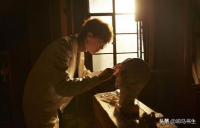 ​画家、歌手和导演等：许嵩的《艺术家们》，其中一句话很有水平