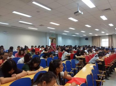 ​学前教育跟幼师是一回事？两者区别挺明显，前者就业范围可能更广