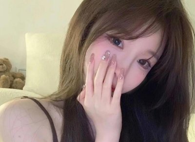 ​男生抱着你来回蹭有什么感觉？