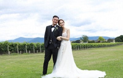 ​她是余文乐的老婆，气质、颜值不输一线女星