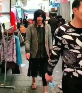 ​“抖音帝”身世揭秘百亿集团董事长，因那一次的局灵魂无处安放