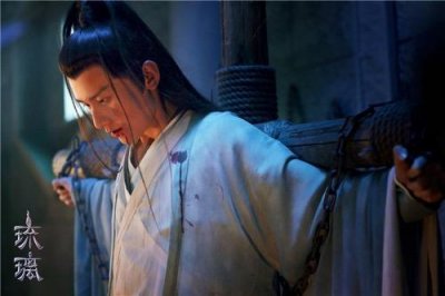 ​故事：微小说：若我是妖孽，你们掌门妖孽都不如，他脚下踩的医仙谷尸骨