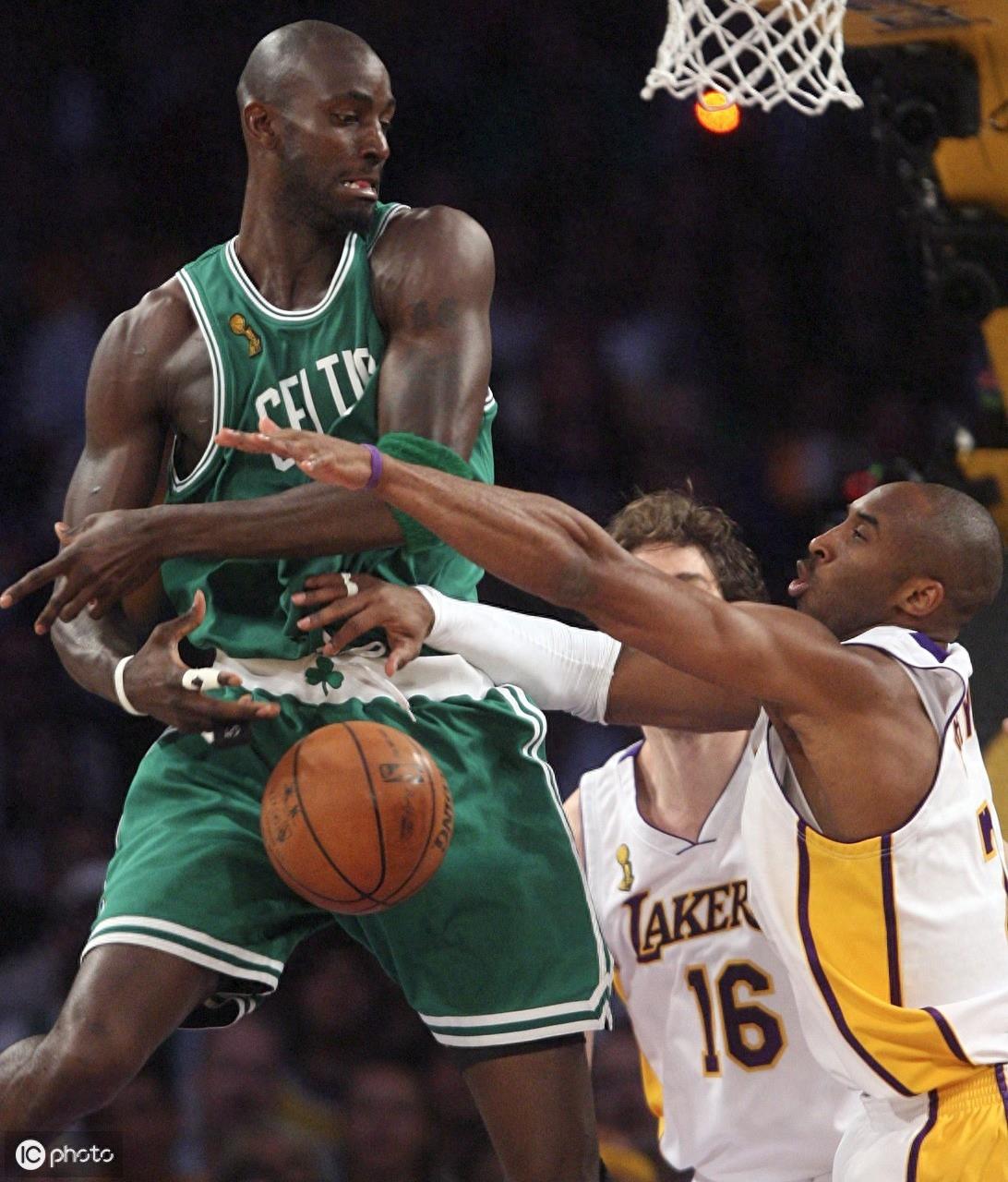 2008年6月17日，NBA总决赛第六场比赛