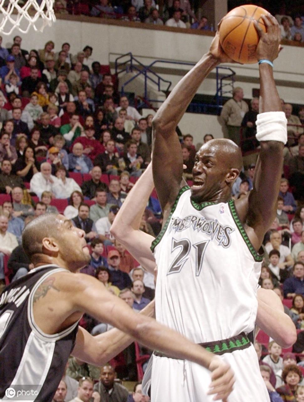 2008年6月17日，NBA总决赛第六场比赛