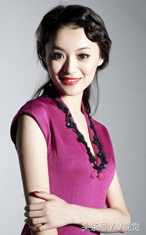 许瑶璇，出生于深圳市，毕业于中央戏剧学院，内地女演员