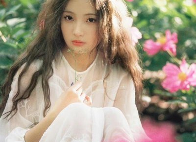 ​广东男子给人事小姐姐送姨妈巾，女生害羞不敢收：你迟早会用到