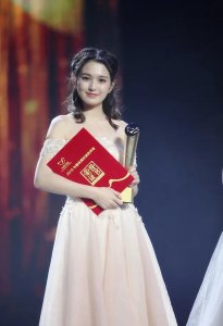 ​肖茵好漂亮
