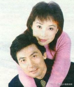 ​有颜值有演技的陆剑民出道32年不温不火，和妻子胡月恩爱28年