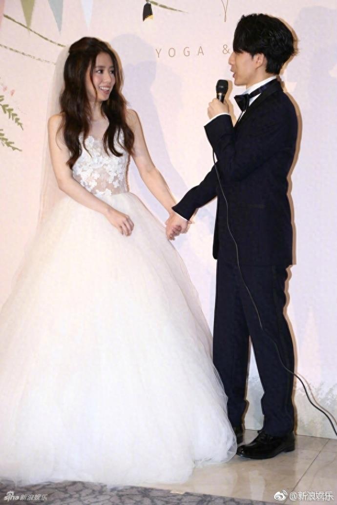 林宥嘉今日大婚，台湾半个娱乐圈都到了，婚礼现场太甜狂撒狗粮