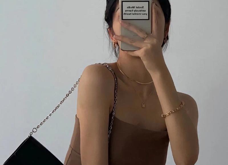 别再自我安慰，有这四种行为的女生就是不喜欢你