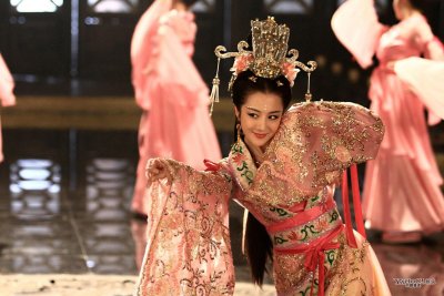 ​自古红颜多薄命！详解《军事联盟》中颠倒曹丕的才女甄宓
