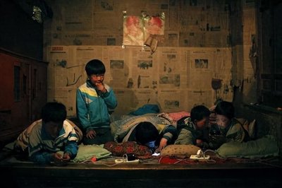 ​2006年，孙俪资助4年的“白眼狼”向海清，已经走上不归路