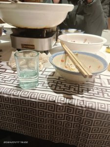 ​富在深山有远亲，穷在闹市无人问