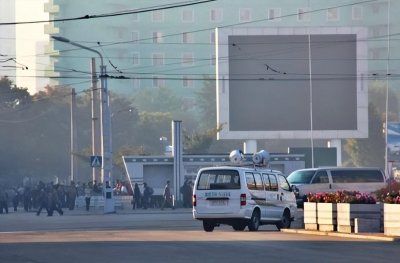 ​朝鲜街头常见的几种车，在国内已经很难见到