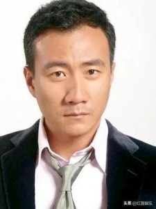 ​胡军，1968年出生北京，满族，他演的“朱元璋”令观众念念不忘