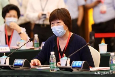 ​中国排第一的女强人：胜过董明珠等女企业家，个人身价达900亿元