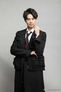 ​片寄凉太7月12日新剧《命运警察》
