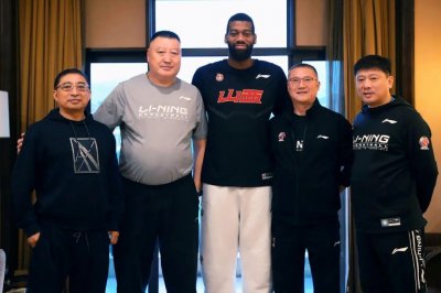​强援来袭！官方：山西男篮正式签下前NBA球员格雷格-门罗