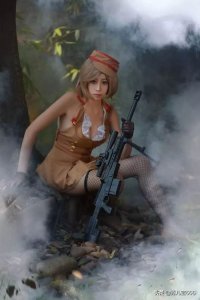 ​火辣少女cos穿越火线灵狐者，黑丝网丝袜御姐范来袭