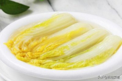 ​国宴头菜“开水白菜”的简单做法，开水加白菜就是一道美味。